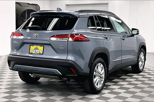 Used 2022 Toyota Corolla Cross LE w/ Moonroof Package image 13