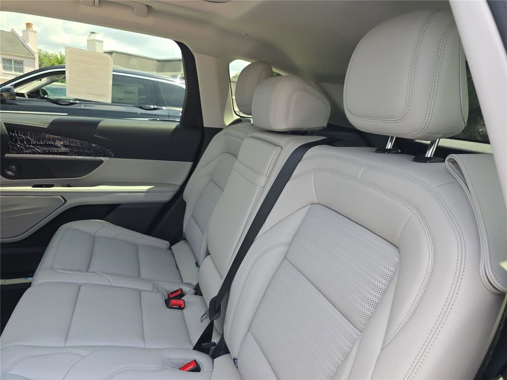 New 2026 Lincoln Nautilus Reserve AWD/4WD image 10