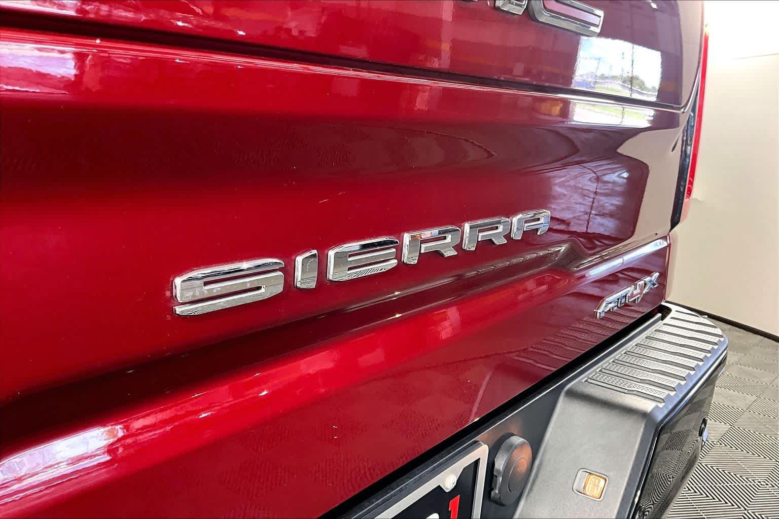 Used 2023 GMC Sierra 1500 AT4X AWD/4WD image 30