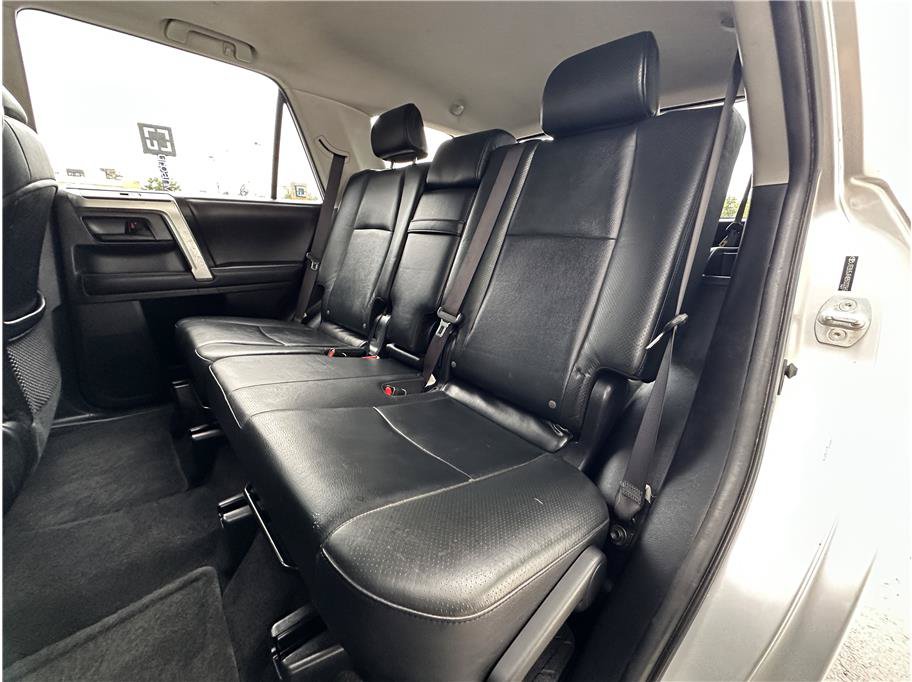 Used 2011 Toyota 4Runner Limited AWD/4WD image 16