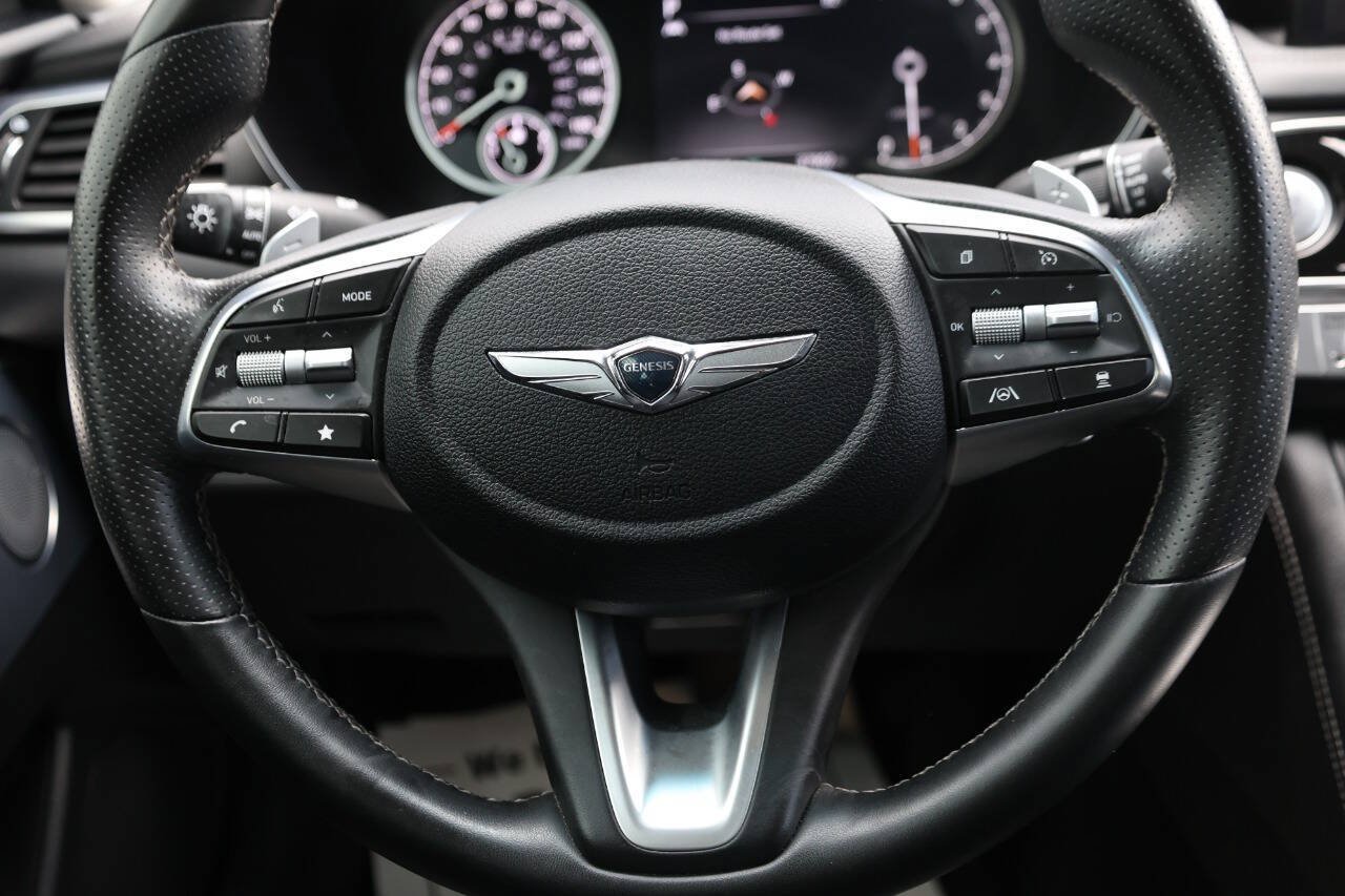 Used 2022 Genesis G70 2.0T w/ Prestige Package RWD image 18