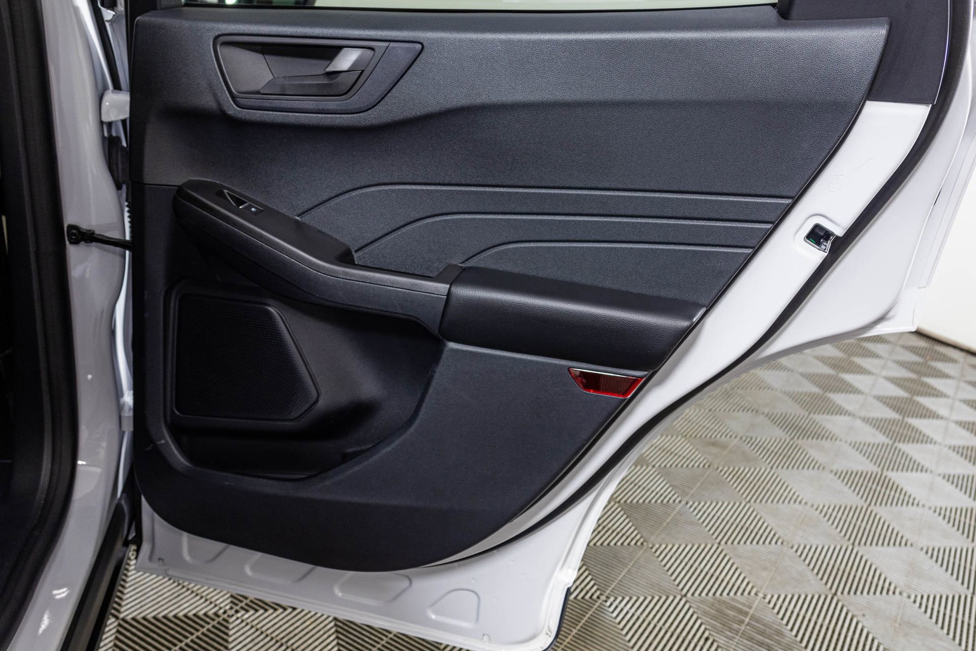 Used 2022 Ford Escape SE w/ Convenience Package image 44