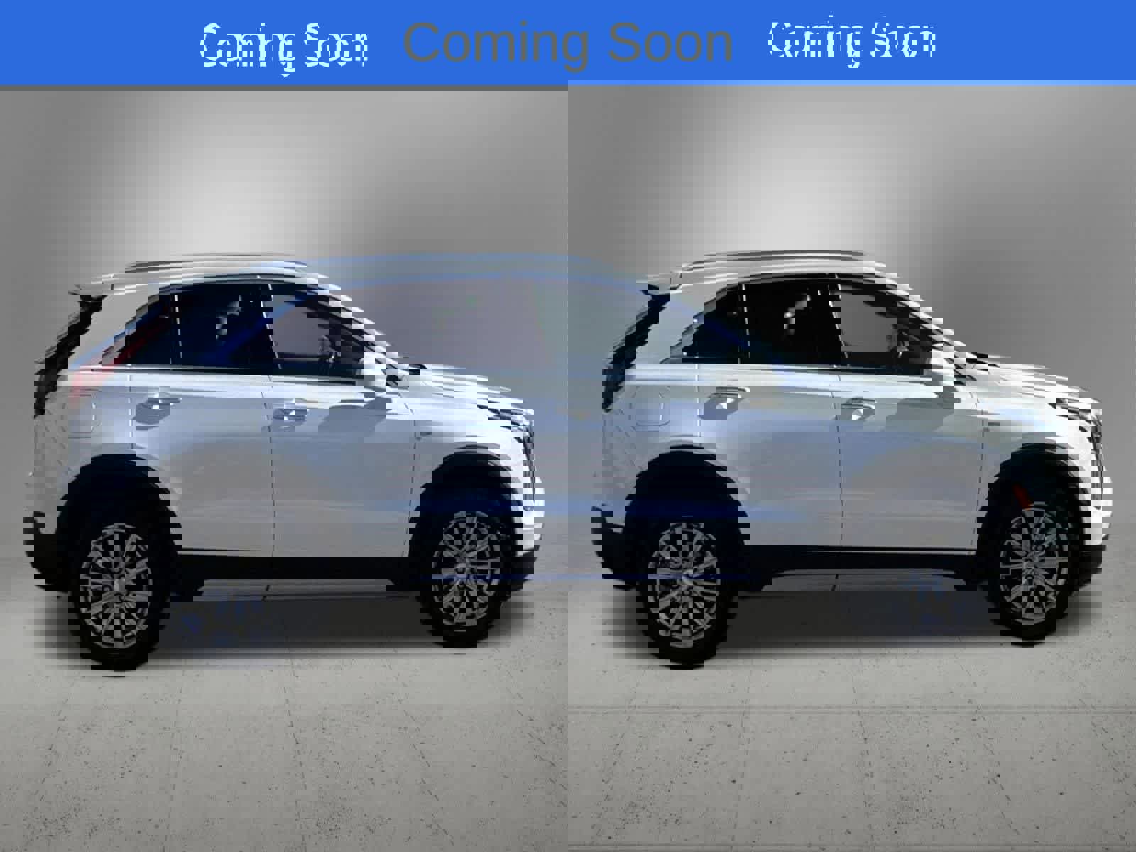 Used 2020 Cadillac XT4 Premium Luxury w/ Cold Weather Package image 7