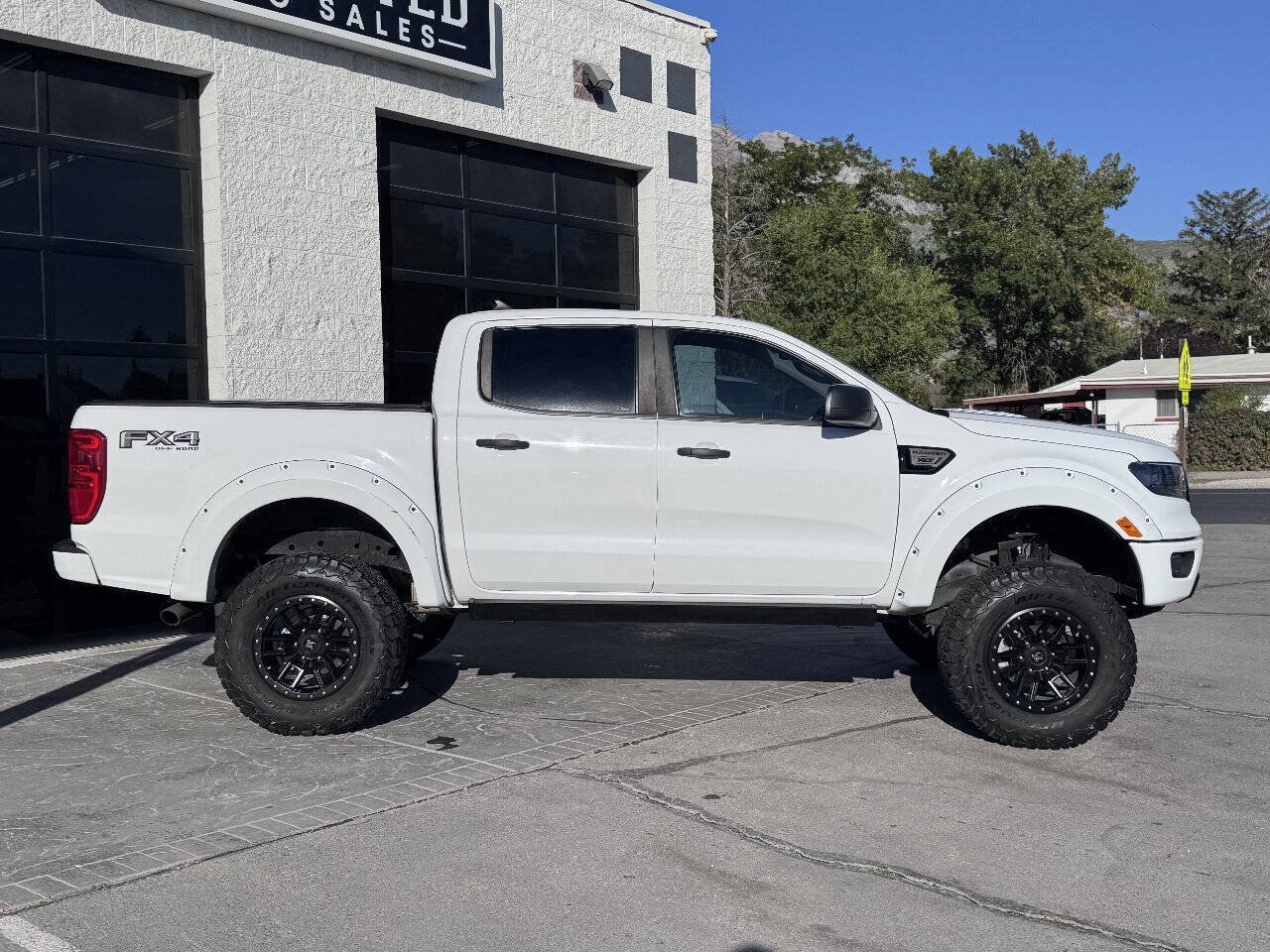 Used 2022 Ford Ranger XLT w/ Equipment Group 302A High AWD/4WD image 4