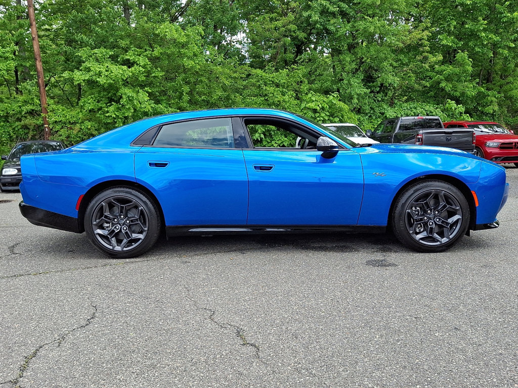New 2026 Dodge Charger R/T AWD/4WD image 4