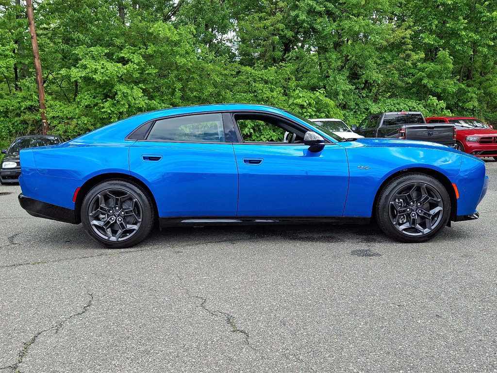 New 2026 Dodge Charger R/T AWD/4WD image 4