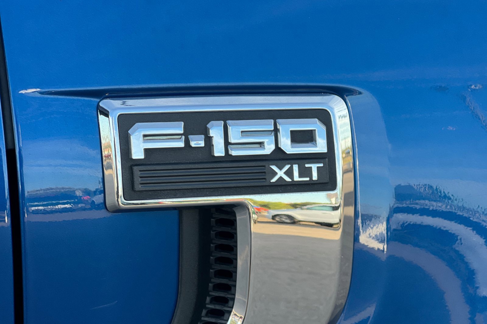 Used 2024 Ford F150 XLT w/ Mobile Office Package image 26