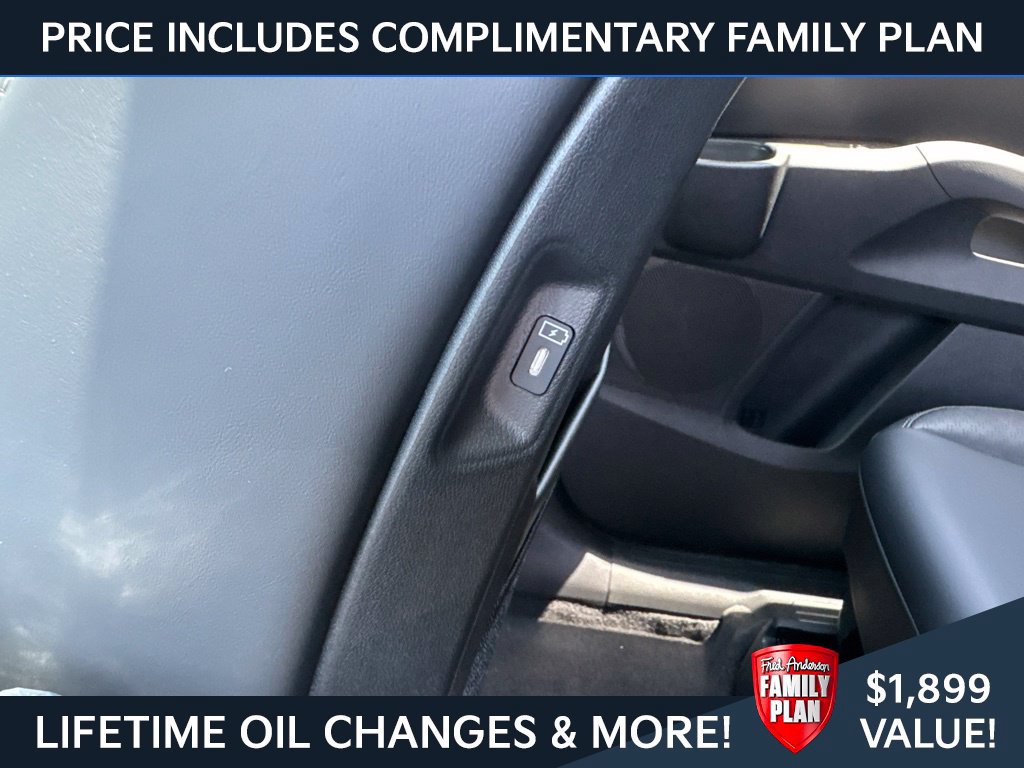 New 2026 Kia Sorento S w/ S Panoramic Sunroof Package FWD image 9