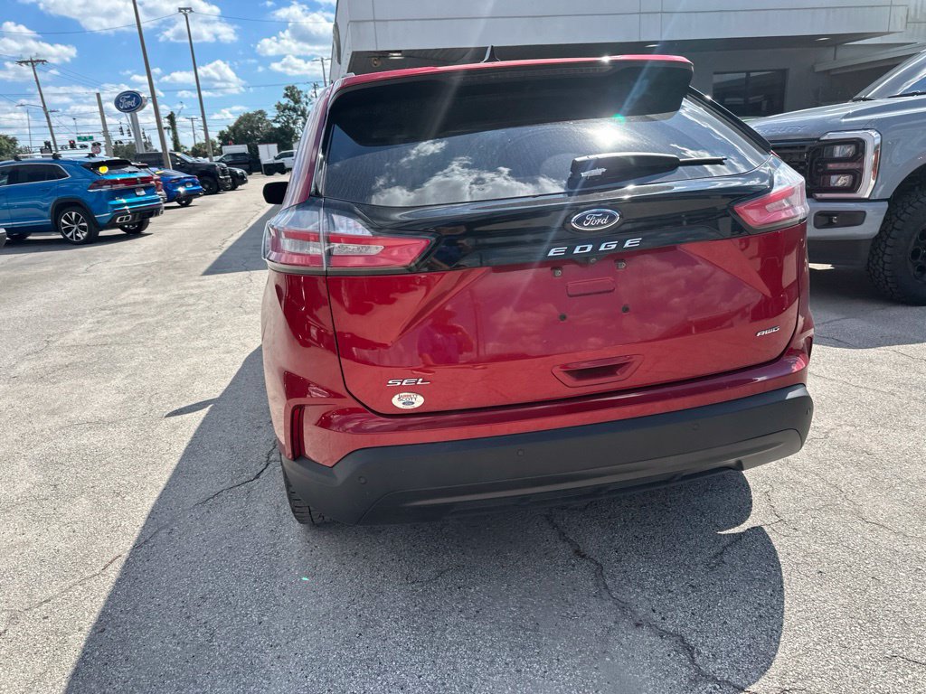 Used 2023 Ford Edge SEL w/ Sport Appearance Package AWD/4WD image 14