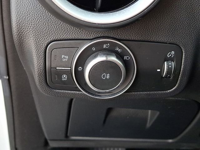 Used 2019 Alfa Romeo Stelvio Sprint w/ Nero Edizione image 33