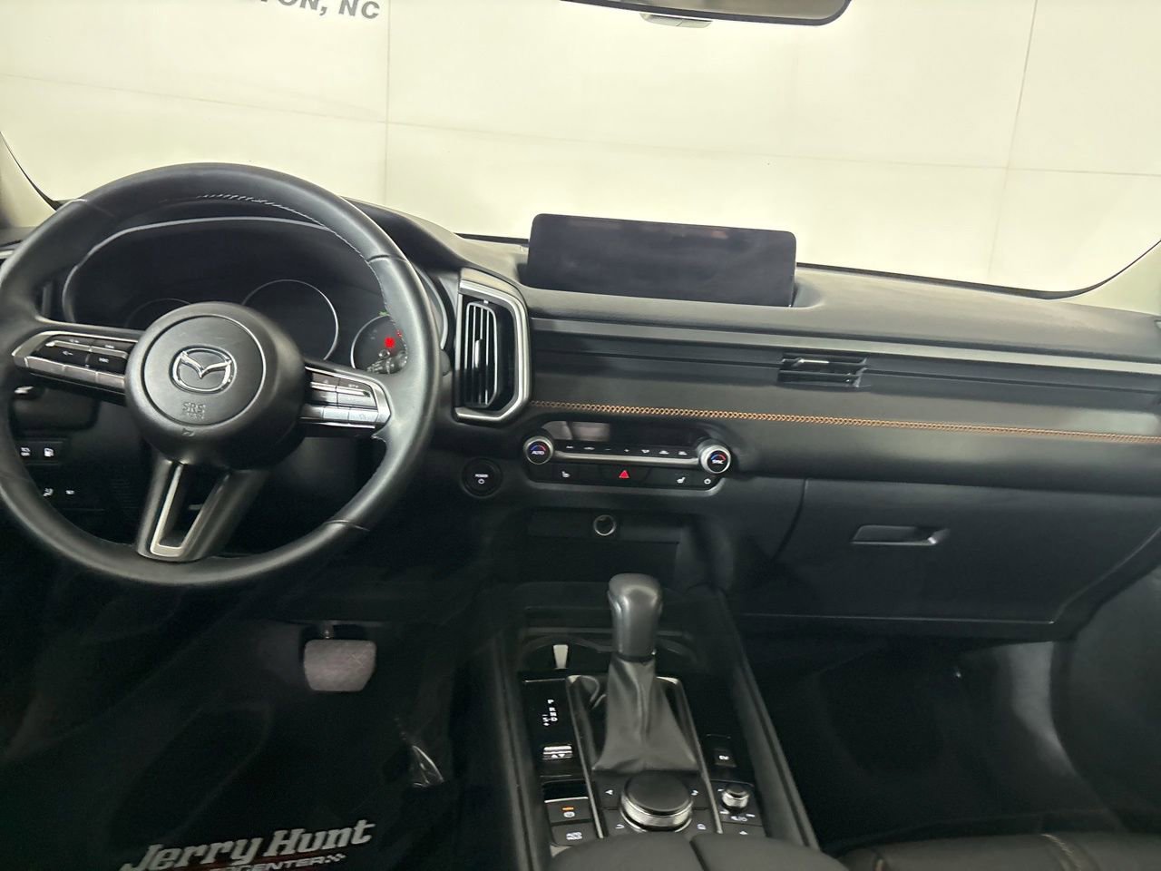Used 2025 MAZDA CX-50 AWD 2.5 Hybrid w/ Premium Pkg image 22