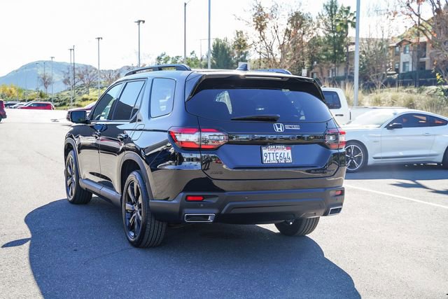 Used 2025 Honda Pilot Black Edition image 5