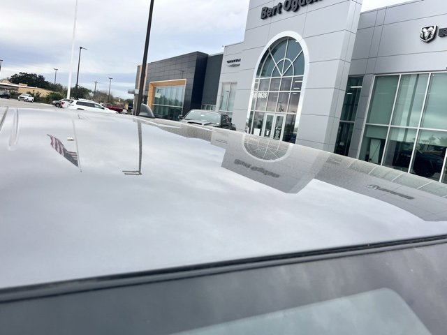 Used 2024 Nissan Frontier PRO-4X w/ Off-Road Protection Package image 7