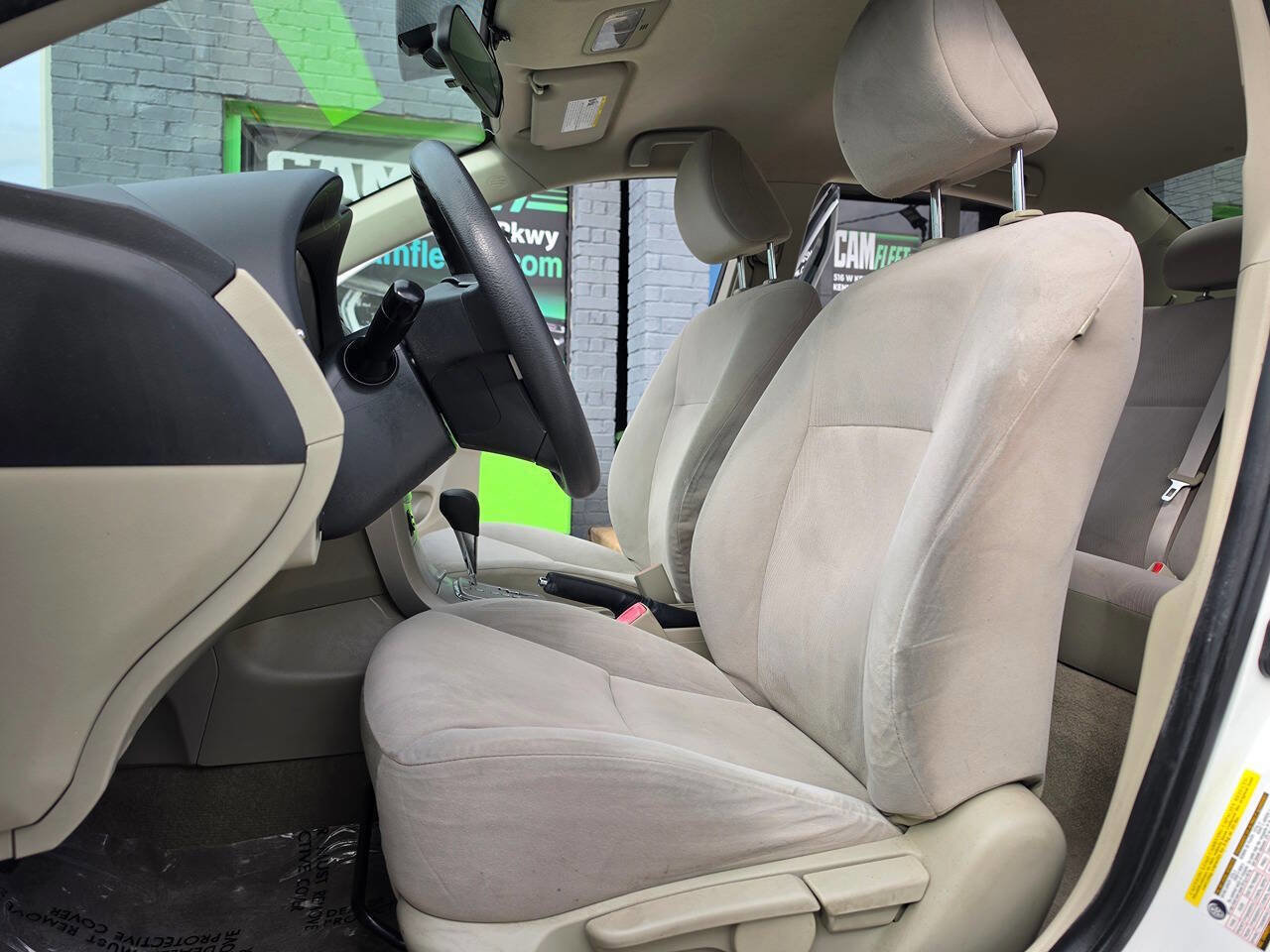 Used 2011 Toyota Corolla LE FWD image 20