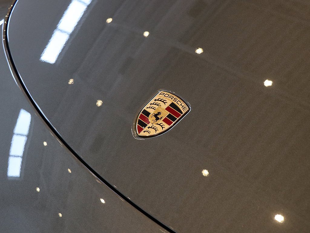 Used 2025 Porsche 718 Cayman GT4 image 55