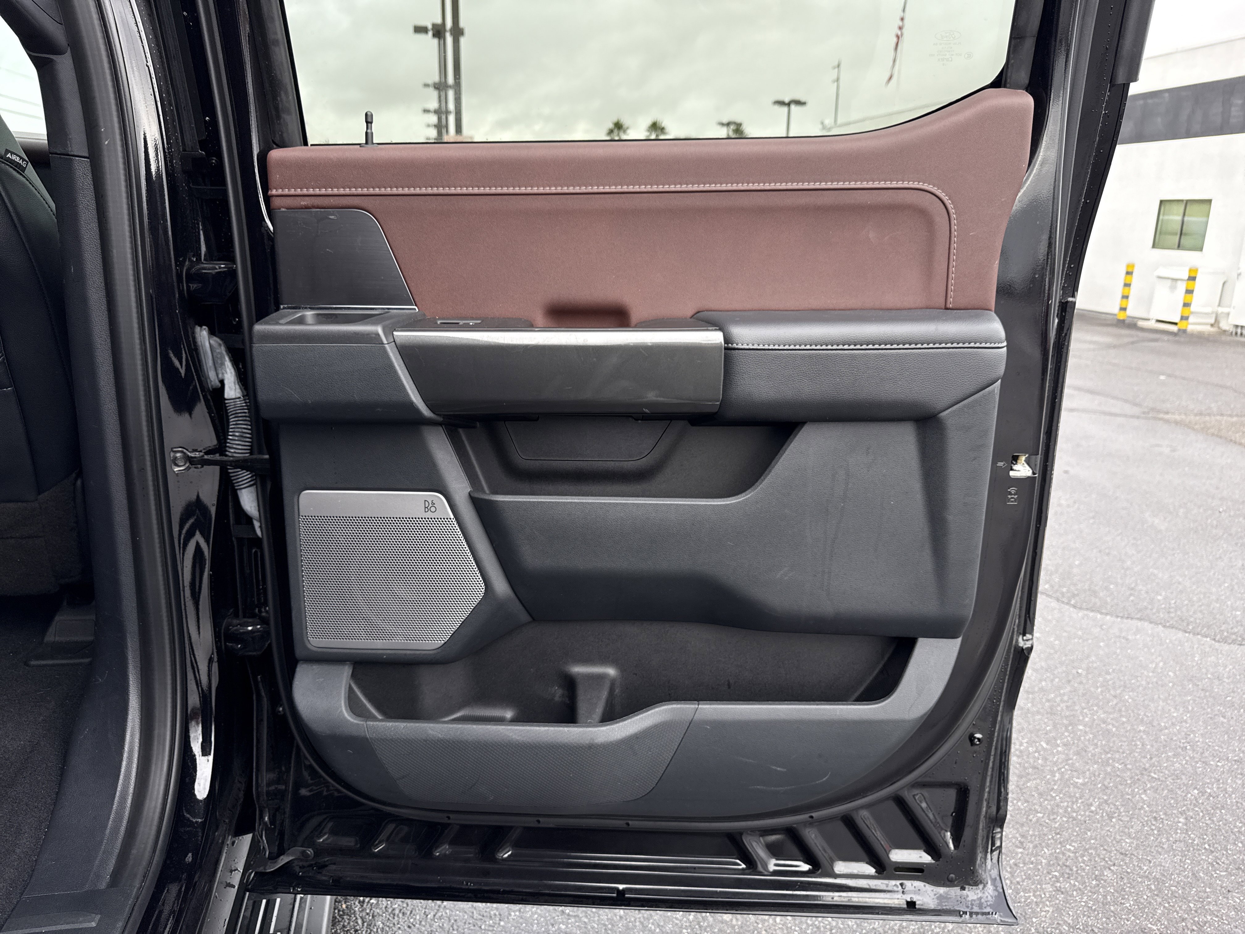 Used 2023 Ford F150 Lariat w/ Equipment Group 502A High image 45