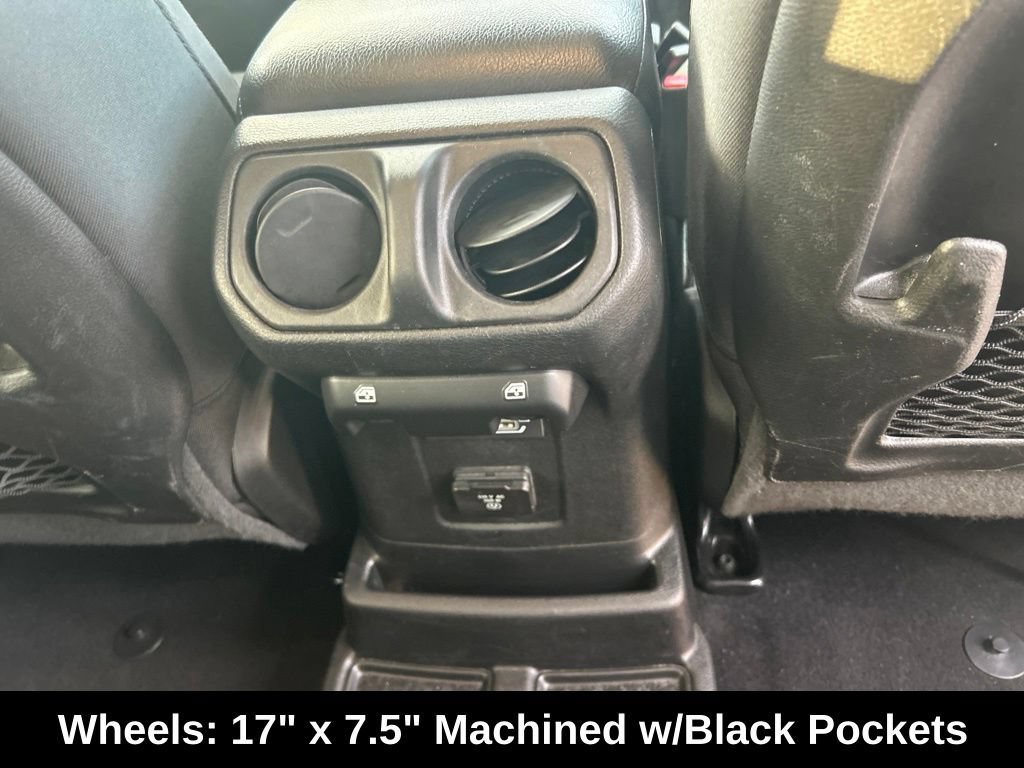 Used 2024 Jeep Wrangler Unlimited Rubicon 4xe AWD/4WD image 29