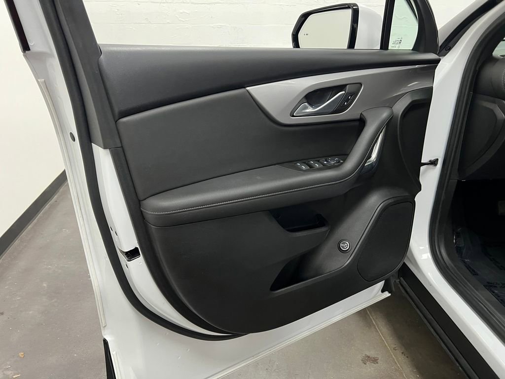 Used 2022 Chevrolet Blazer LT image 24