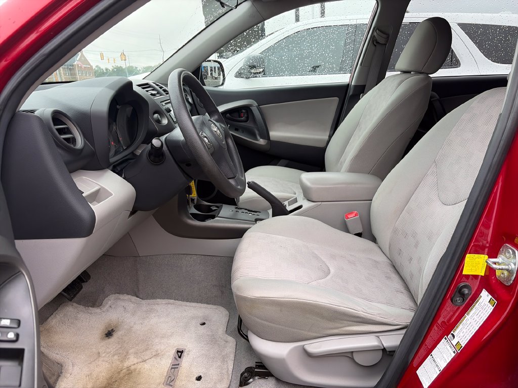 Used 2012 Toyota RAV4 4WD w/ Value Pkg image 12