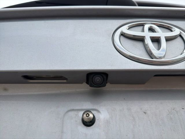 Used 2025 Toyota RAV4 XLE AWD/4WD image 11