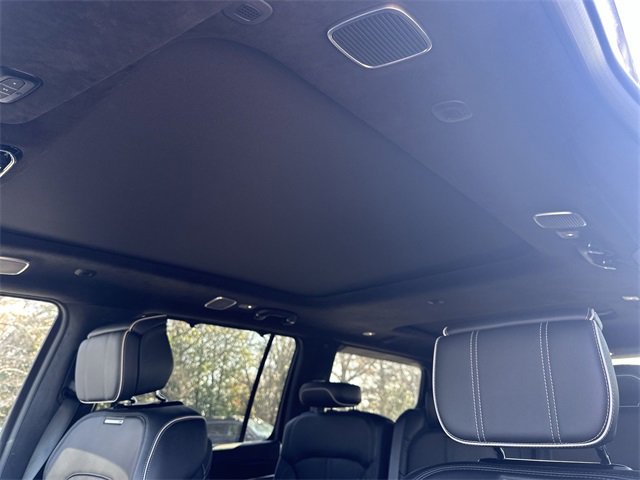 Used 2024 Jeep Grand Wagoneer Series II w/ Quick Order Packagew 28T image 17