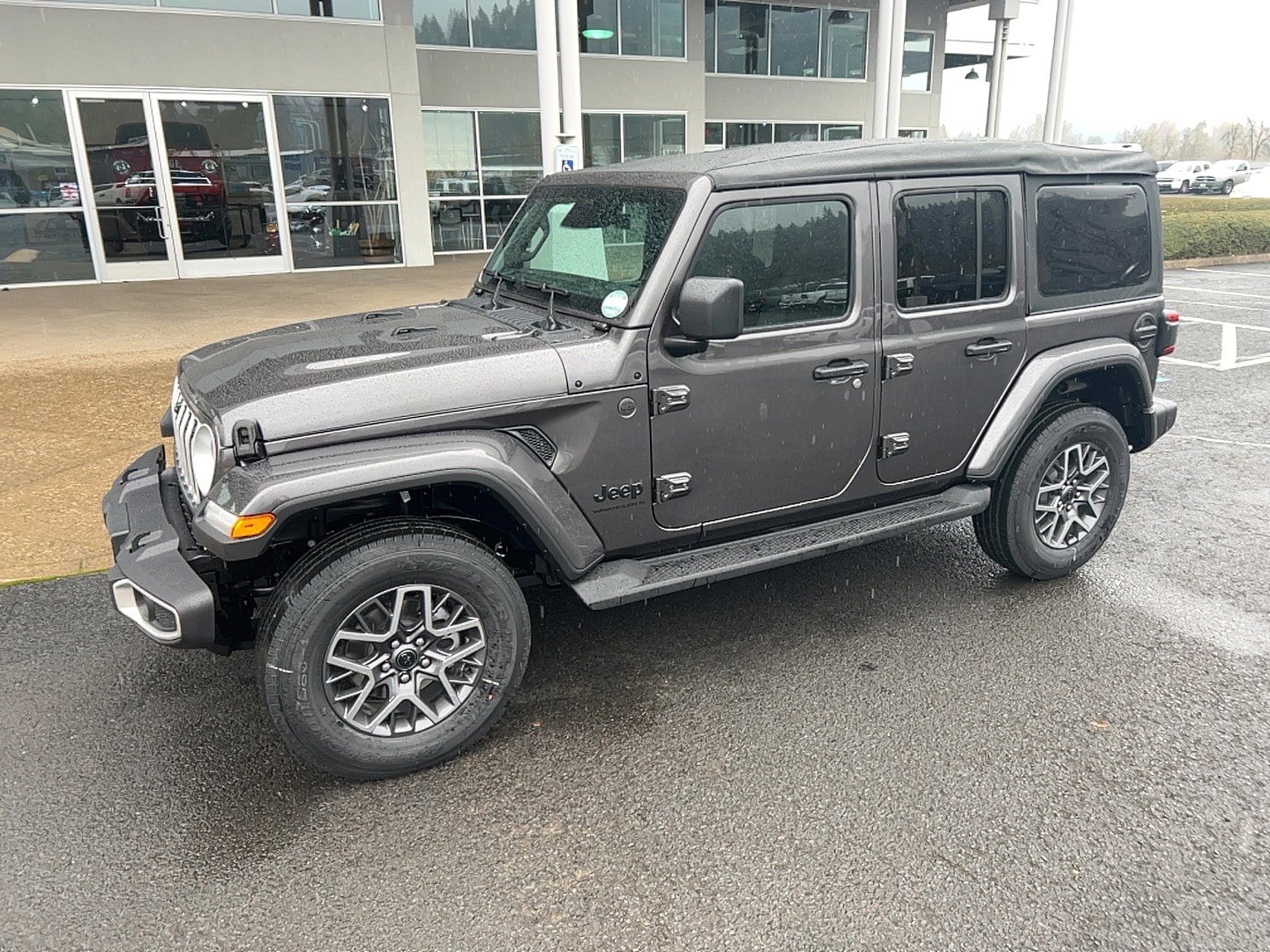 New 2026 Jeep Wrangler Unlimited Sahara AWD/4WD image 2