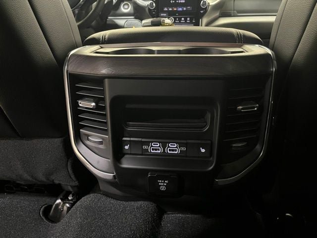 New 2026 RAM 2500 Laramie AWD/4WD image 24