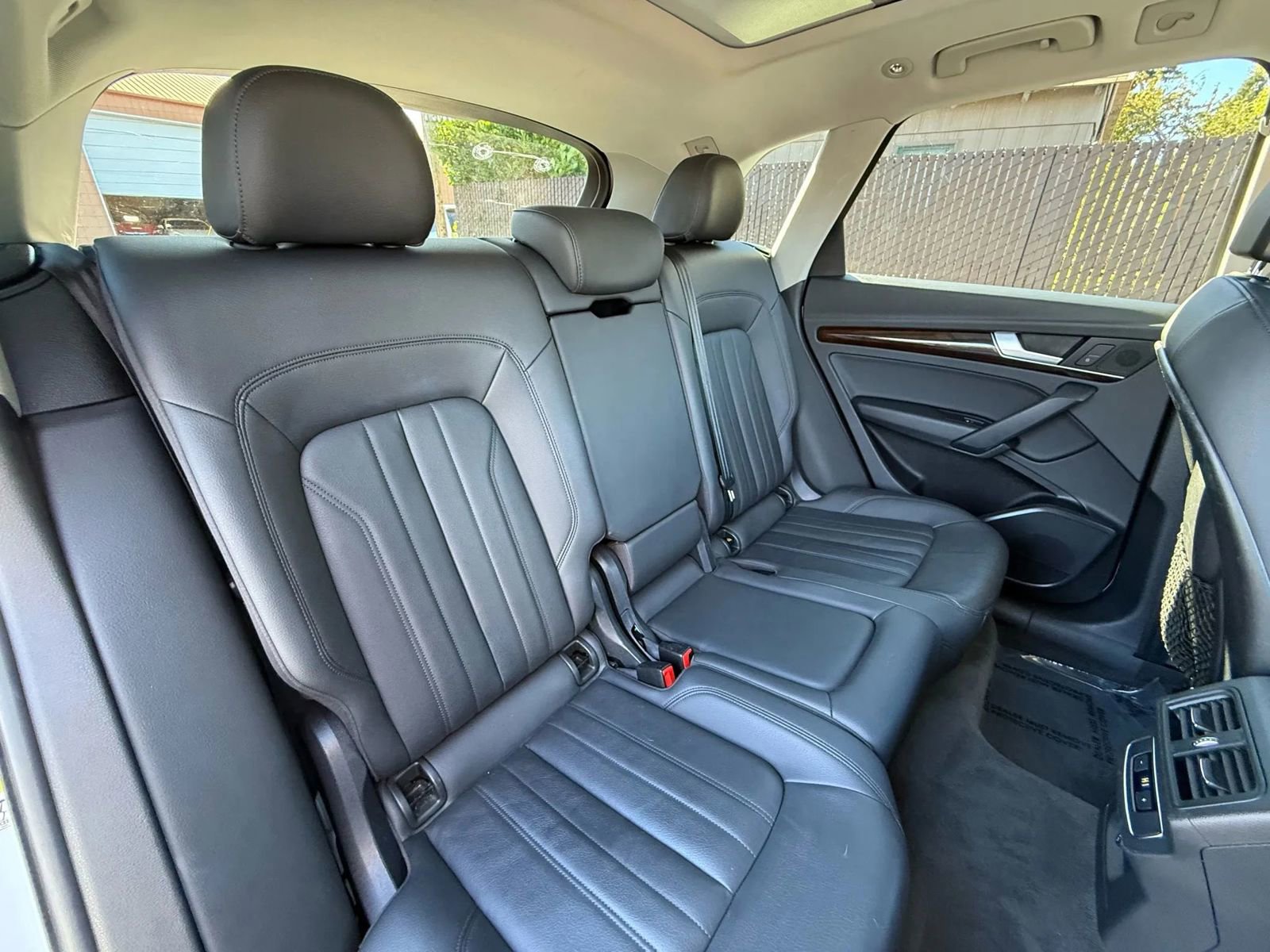 Used 2020 Audi Q5 2.0T Premium AWD/4WD image 26