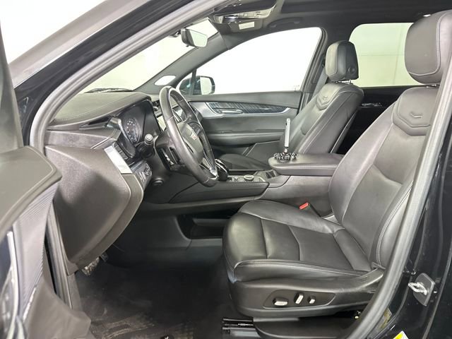 Used 2022 Cadillac XT6 Premium Luxury w/ Technology Package image 11