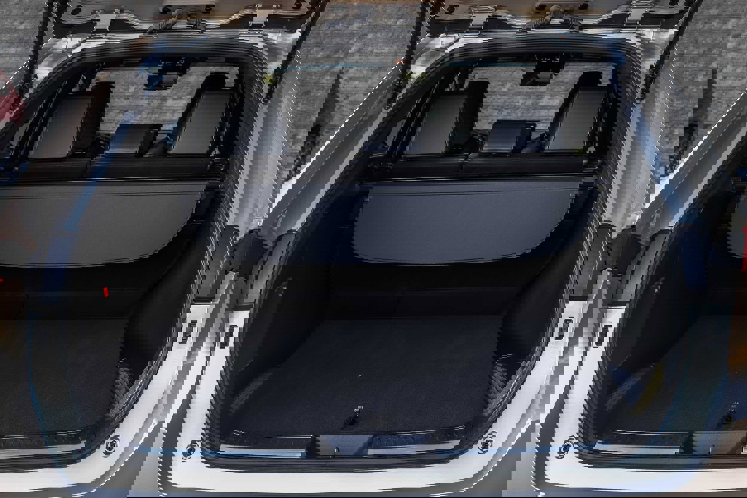 Certified 2024 Toyota Venza Limited image 18