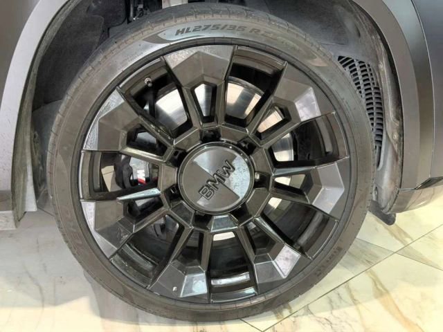 Used 2023 BMW XM AWD/4WD image 34