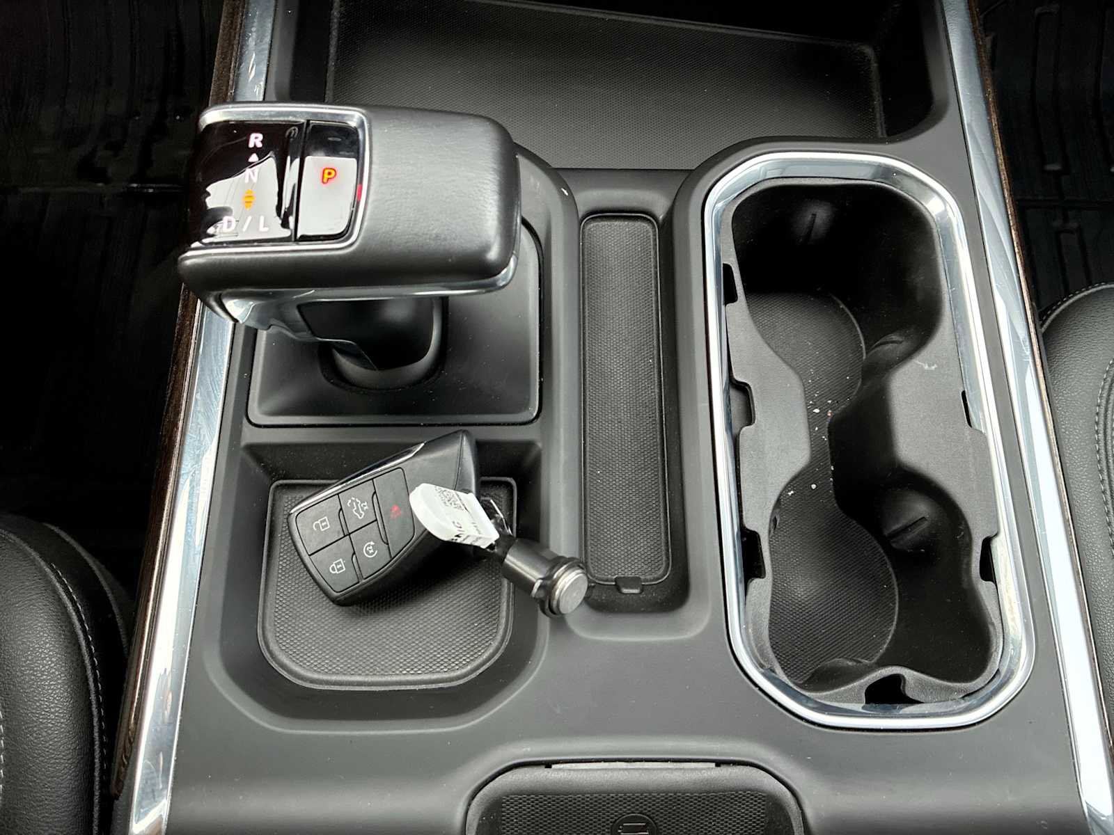 Certified 2022 GMC Sierra 1500 Elevation w/ Elevation Premium Package image 16