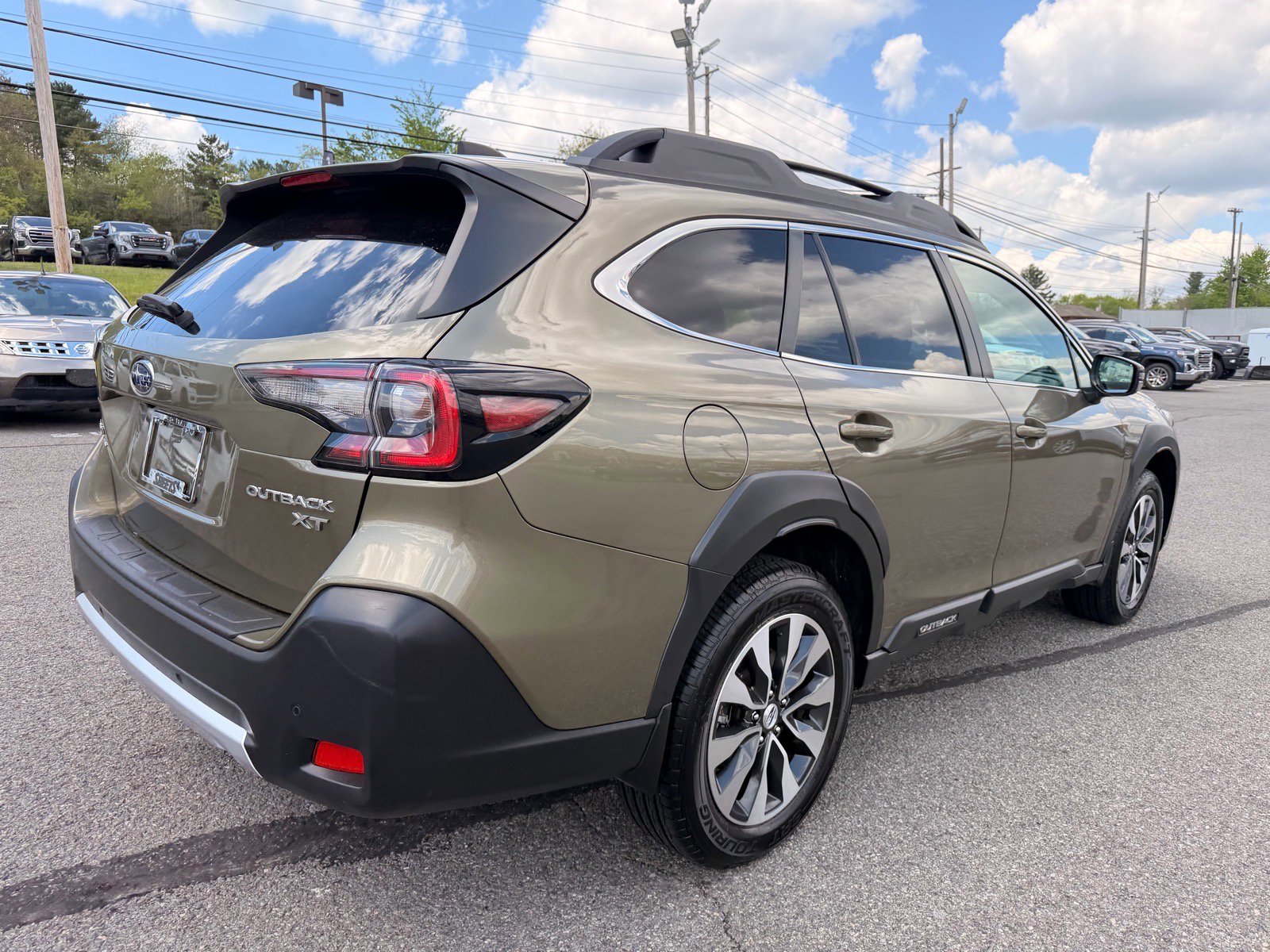 Used 2024 Subaru Outback Limited XT AWD/4WD image 6