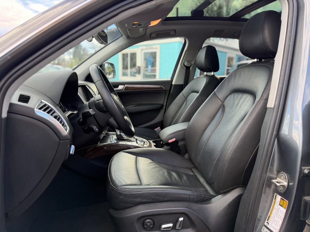 Used 2016 Audi Q5 2.0T Premium Plus w/ Technology Package AWD/4WD image 10