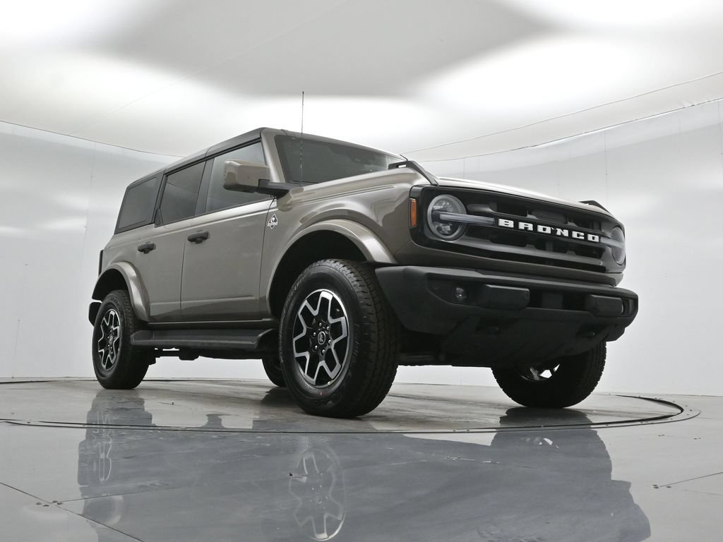 New 2026 Ford Bronco Outer Banks AWD/4WD image 45