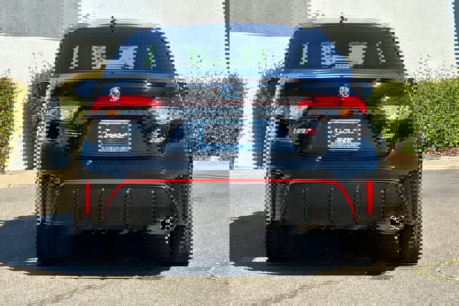 Used 2023 Toyota Corolla SE image 8