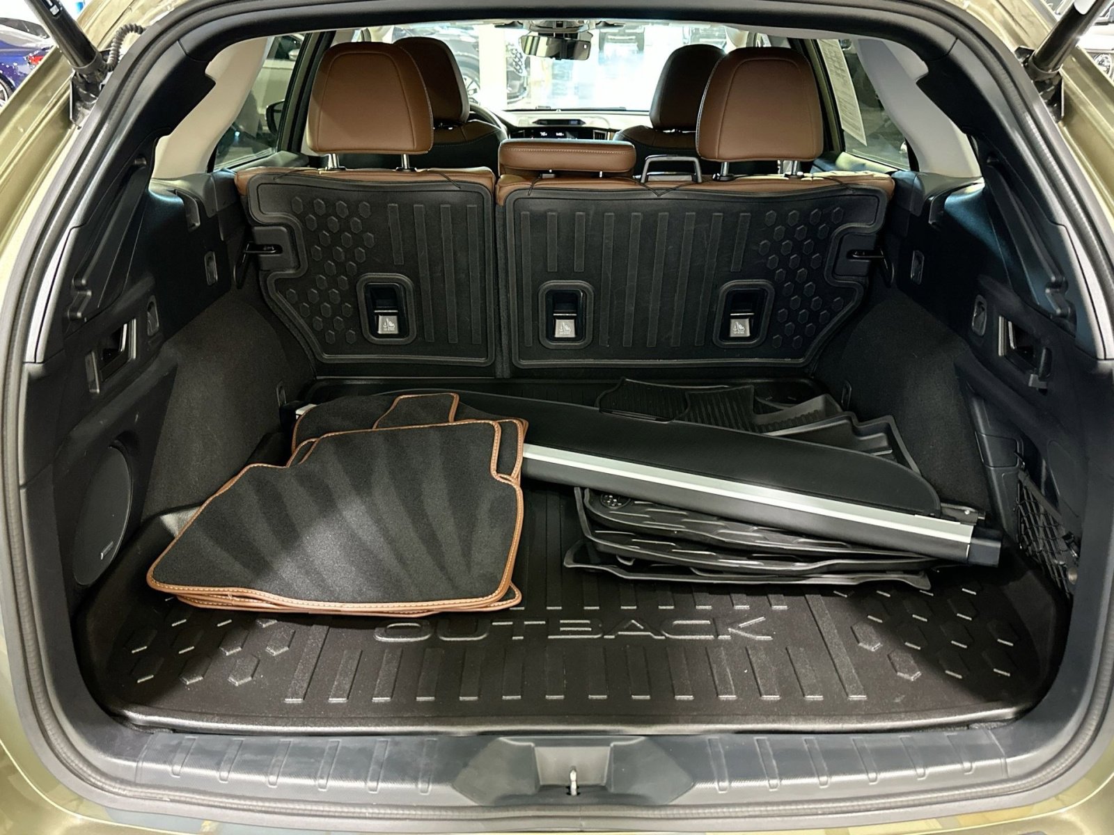 Used 2023 Subaru Outback Touring image 35