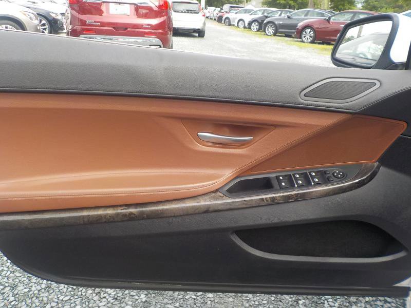 Used 2012 BMW 640i Convertible w/ Luxury Seating Pkg image 9