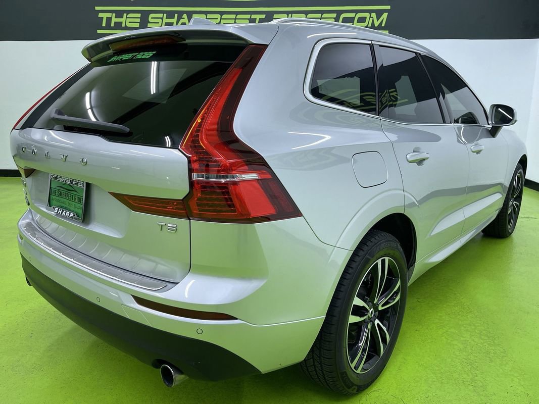 Used 2021 Volvo XC60 T5 Momentum w/ Premium Package FWD image 10