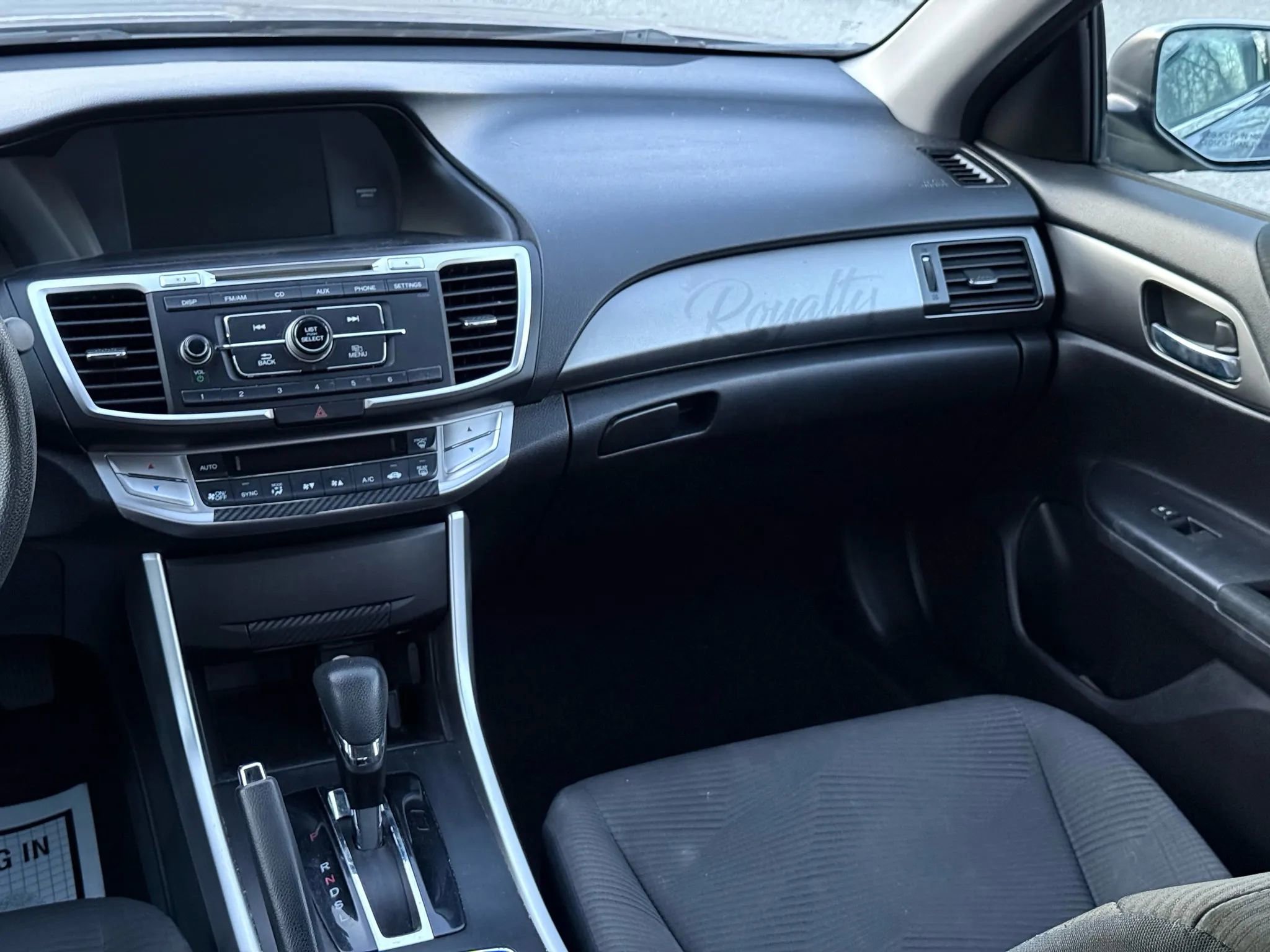 Used 2015 Honda Accord LX image 26