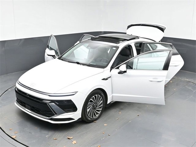 Used 2024 Hyundai Sonata Limited image 54