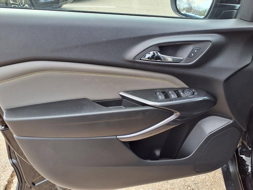 New 2026 Chevrolet Trax ACTIV w/ Driver Confidence Package image 10