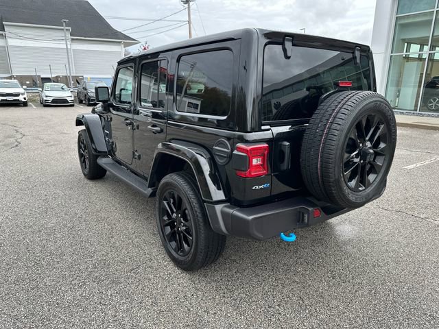Used 2023 Jeep Wrangler Unlimited Sahara w/ Cold Weather Group AWD/4WD image 5