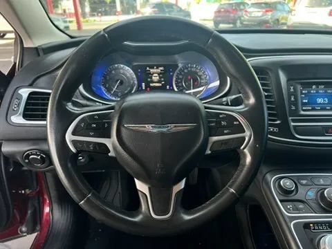 Used 2015 Chrysler 200 Limited w/ Convenience Group FWD image 10