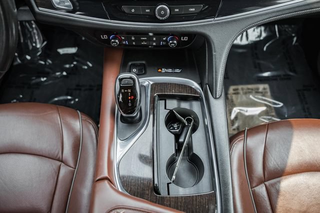 Used 2020 Buick Enclave Avenir w/ Avenir Technology Package AWD/4WD image 27