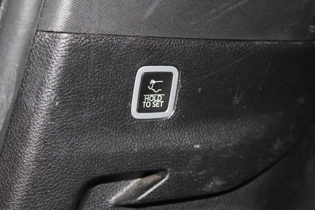 Used 2023 Jeep Wagoneer L Series II image 19