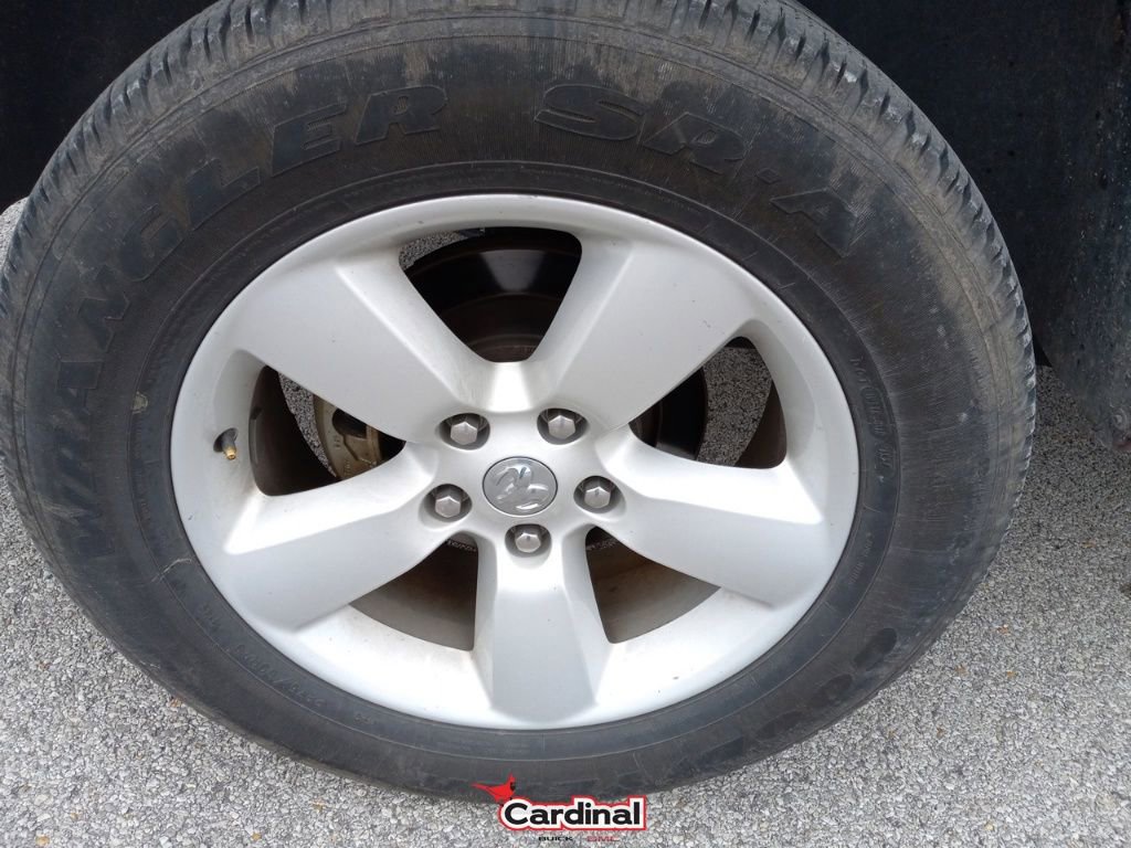 Used 2024 RAM 1500 Classic SLT image 4