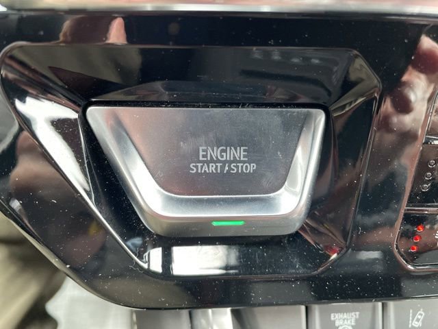 Used 2025 GMC Sierra 2500 Denali Ultimate w/ Max Trailering Package image 28