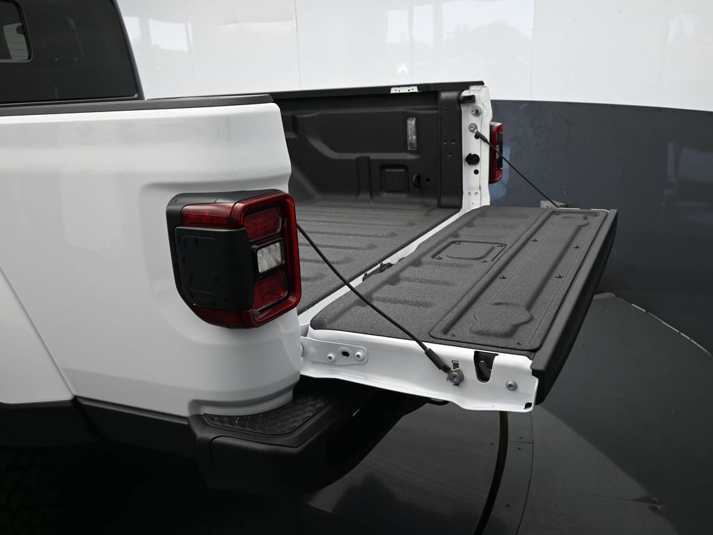 New 2026 Jeep Gladiator Willys image 38