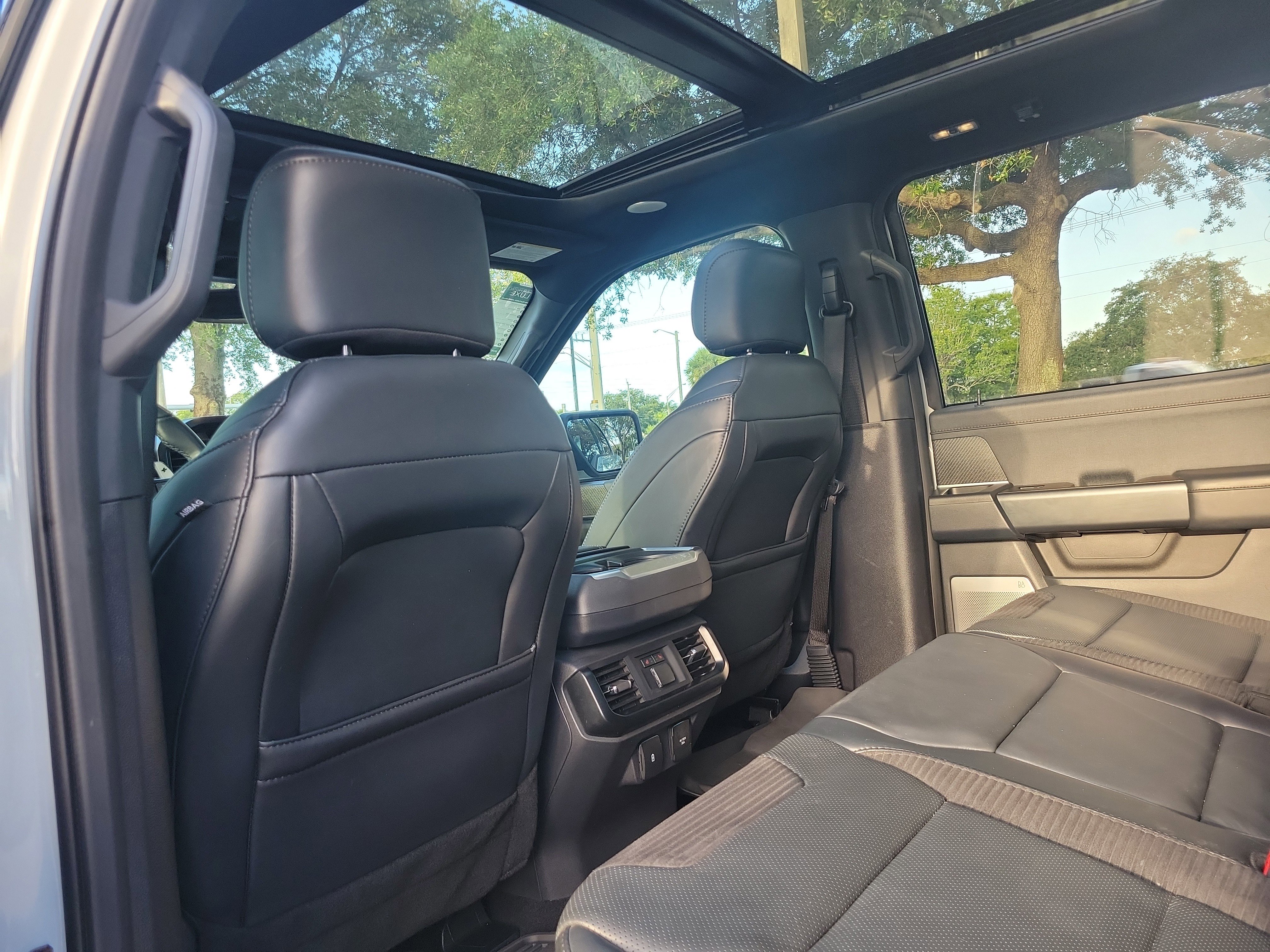 Used 2023 Ford F150 Raptor AWD/4WD image 12